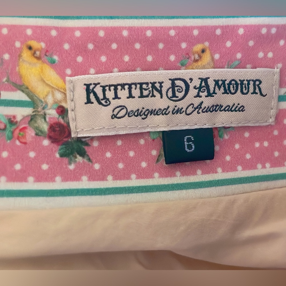 1 of only 300 made - Beautiful Kitten D’Amour alone skirt - Picture 3 of 3